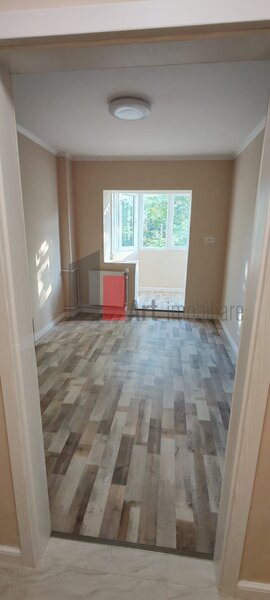 Sos. Berceni - Spiru Haret vanzare apartament decomandat 3 camere