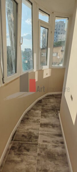 Sos. Berceni - Spiru Haret vanzare apartament decomandat 3 camere